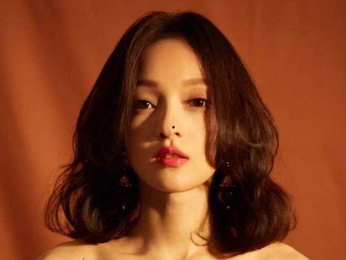 明星张韵涵,闪耀星途，青春绽放