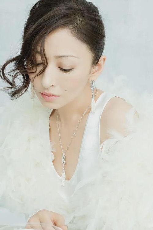 哪个明星最妖艳,揭秘最妖艳明星的风采