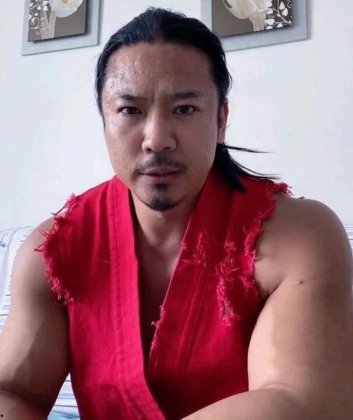 苏帕杰是网红吗,揭秘网红背后的故事