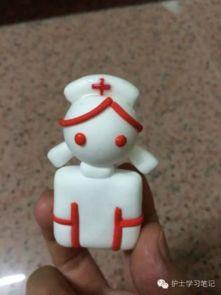 怎么用粘土捏网红屁桃,粘土屁桃制作教程