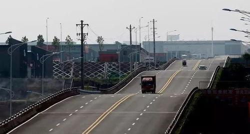 重庆网红公路介绍语,穿梭山水间的绝美风景线