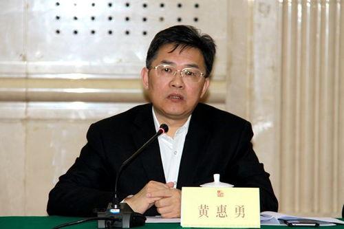 恩施新闻头条侯金宇,侯金宇引发关注，揭秘背后的故事